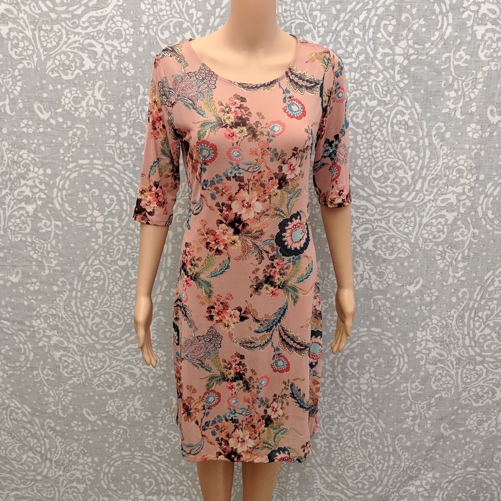 🌼3/$28🌼 Sheer Rose Pink Floral Dress